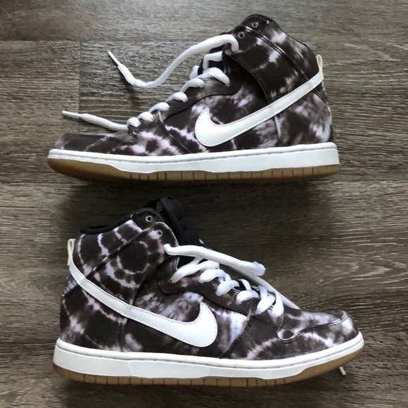 nike dunk sb high tie dye black